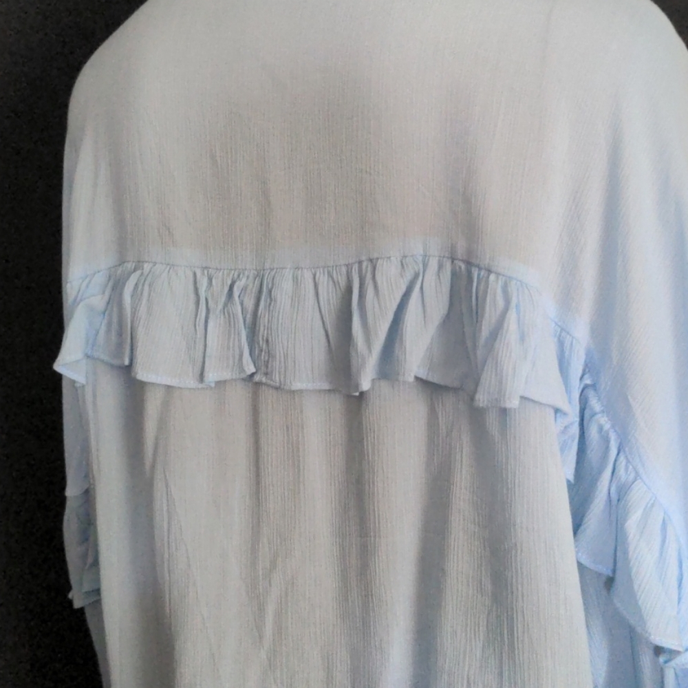 Entro baby blue ruffle top - Picture 4 of 7